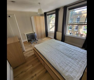 4 Bed Terraced House, Henshaw Street, SE17 - Photo 2
