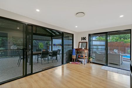 6 Colo Close, Mountain Creek. - Photo 2