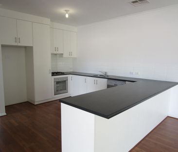 25 Redward Avenue, Greenacres SA 5086 - House For Rent | Domain - Photo 5