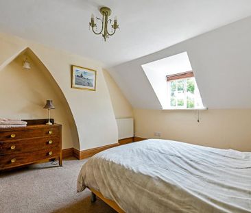 3 bedroom terraced house to rent - Photo 4