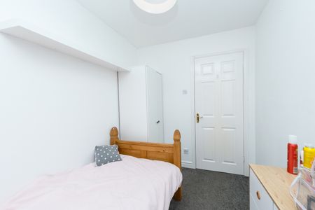 TOPCLIFFE FOLD MORLEY LEEDS LS27 9AY - Photo 5