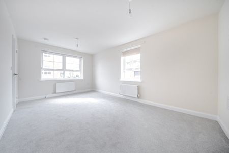 Southwold Drive, Hampton Beach, Peterborough - Photo 3