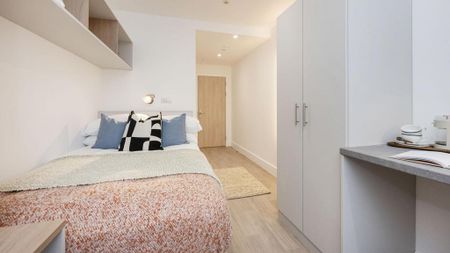 Studio to rent - Photo 5