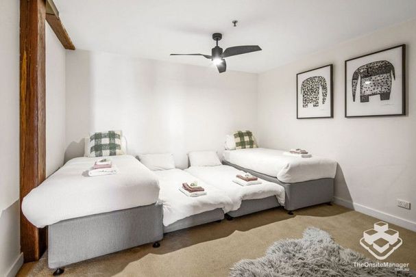 Charming 3 bedroom Woolstore - Photo 1