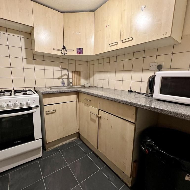 Flat share to rent - Photo 1