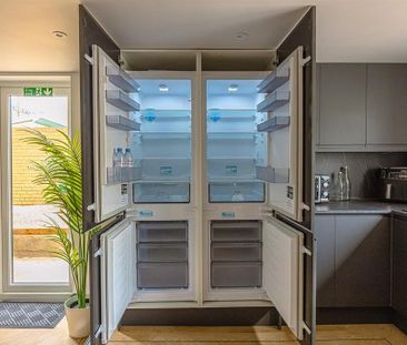 1 bedroom in a house share to rent - Photo 6