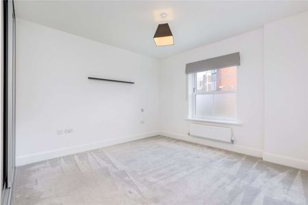 Modern one bedroom apartment situated in the Royal Wells development with off street parking and balcony. - Photo 4