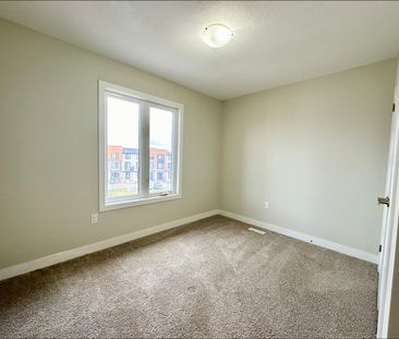 For Lease - 961 Manhattan Way Unit# 961, London North, Ontario - Photo 6