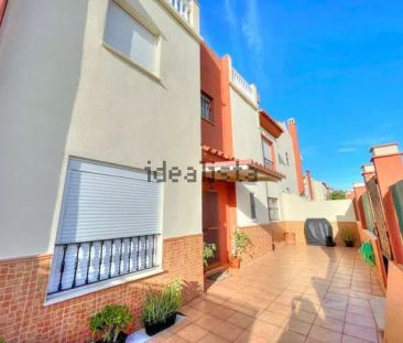 Alquiler de chalet adosado en Almayate Bajo - Photo 5