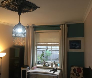 Parkdale - Photo 2