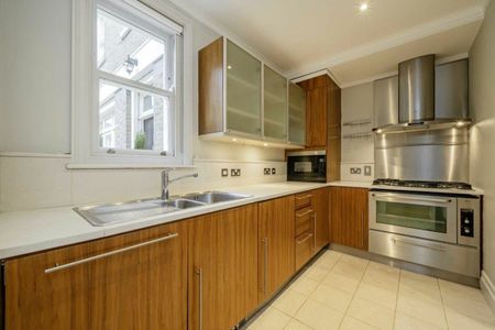 St. Michael's Mews, Belgravia, SW1W - Photo 3