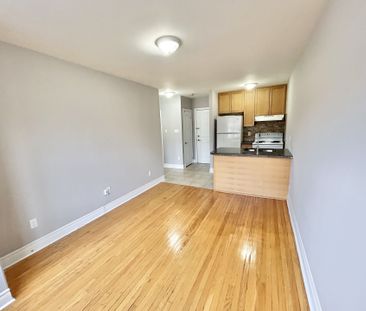 For Lease - 11 Thirty Third Street Unit# 303, Toronto, Ontario - Photo 3