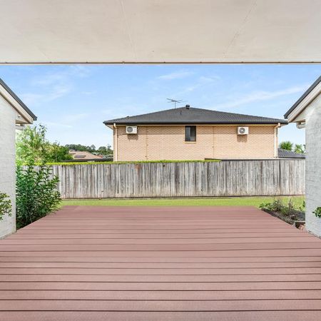 Stylish Living with Outdoor Entertaining! - Photo 5