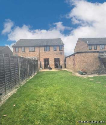 3 bedroom property to rent in St Neots - Photo 5