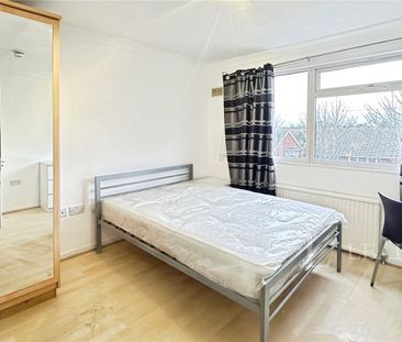 5 bedroom house to rent Brendon Avenue, Luton, Bedfordshire, LU2 - Photo 1