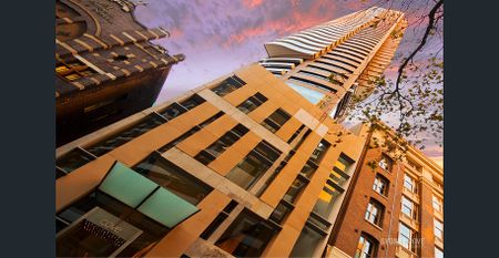 FABULOUS ONE BEDROOM IN SEIDLER’S COVE WITH CITY VIEWS | Furnished - Photo 5