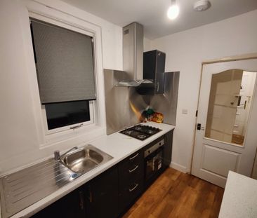 3 Bed Semi-Detached House, Humberstone Lane, LE4 - Photo 6