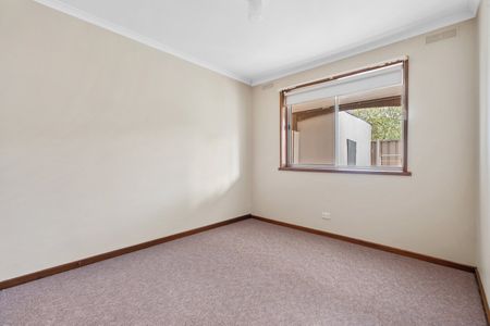 Neat & Tidy 2-Bed Unit - Photo 2