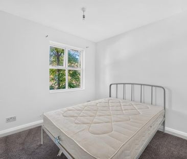 2 bedroom maisonette to rent - Photo 6