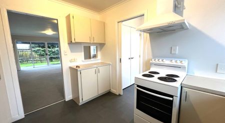 3 bedroom end townhouse - Photo 5