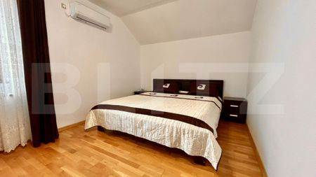 Apartament cu 3 camere, în curte privată - Photo 3