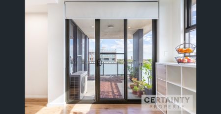 Beautiful 3-bedroom apartment in Westmead. - Photo 3