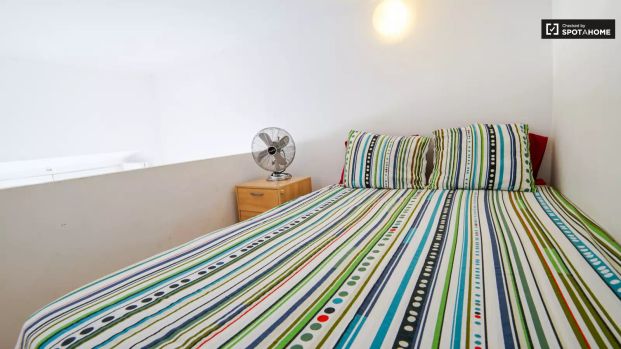 1-bedroom apartment for rent in Embajadores, bills included - Foto 1
