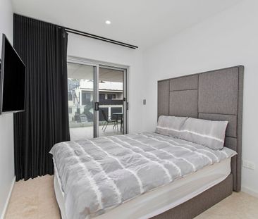 Fully Furnished 3-bedroom Unit - Photo 3