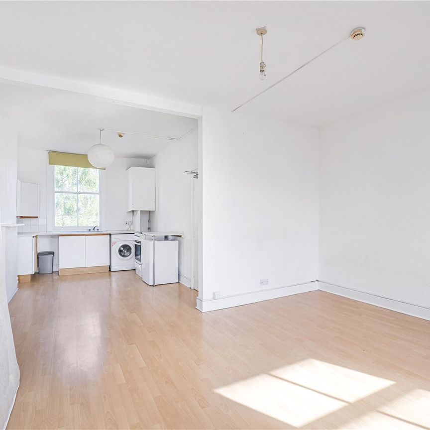 Bethnal Green Road, Shoreditch, London, E2 7DG - Photo 1