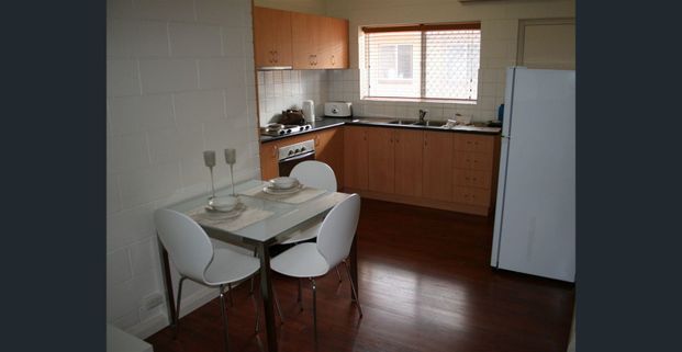 In The Heart Of Norwood - Fully Furnished - Photo 1