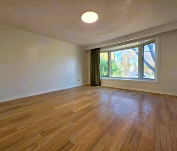 For Lease - 57 Foreht Crescent, Aurora, Ontario - Photo 2