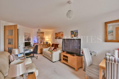 1 bedroom retirement property to rent - Photo 3