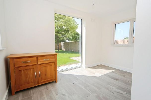 2 bedroom detached bungalow to rent - Photo 1