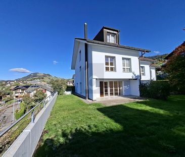 CHARMANT, LICHTDURCHFLUTET, GROSSZÜGIG - Photo 4