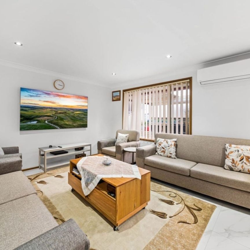 Offering Comfort! - Photo 1