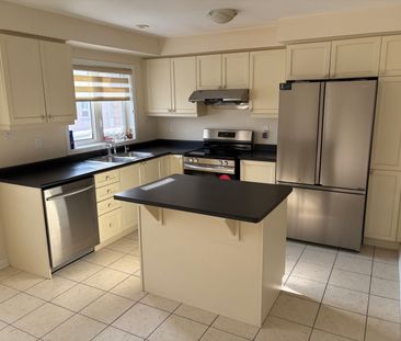 For Lease - 27 Ariel Road Unit# 1, Brampton, Ontario - Photo 4