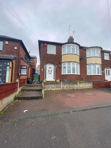 3 bedroom semi-detached house to rent - Photo 4