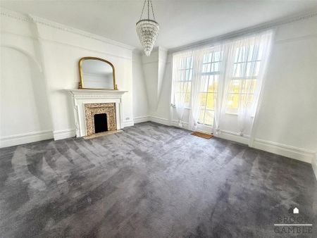 4 bedroom apartment to rent - Photo 2