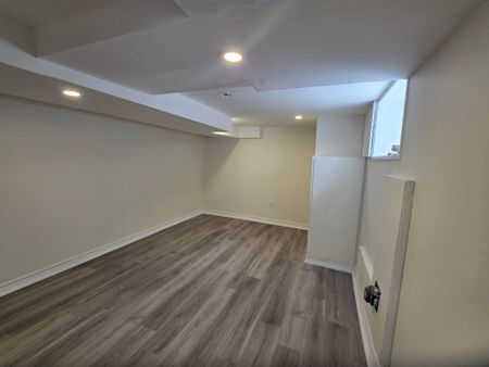 For Lease - 12 Nickel Street, Port Colborne, Ontario - Photo 4