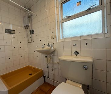 Studio Flat, Denzil Avenue, SO14 - Photo 1