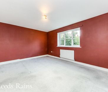 3 bedroom semi-detached house to rent - Photo 4