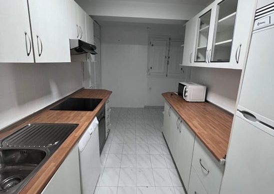 Calle de Ramón Gómez de la Serna, Madrid, Community of Madrid 28035