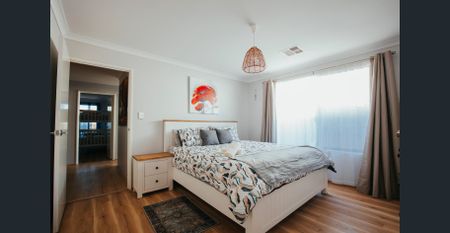 Fully Furnished Coastal Home - Photo 5