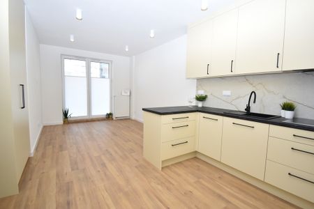 Warszawa, Dionizosa - Photo 4