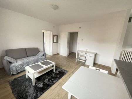 Location Appartement 2 pièces 45m² - Photo 2