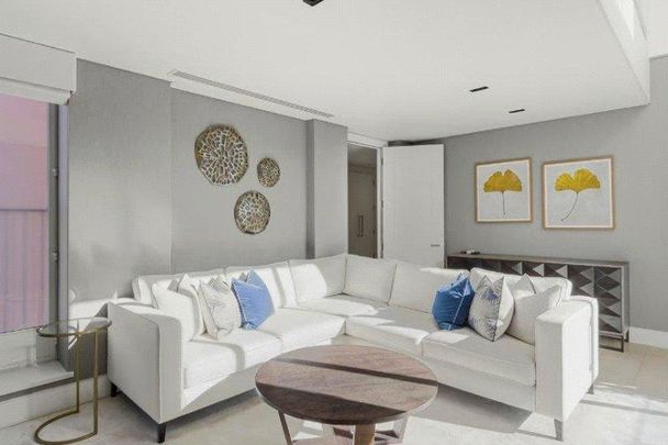 3 bedroom apartment to rent - Photo 1