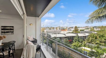 Parnell Perfection with Resort-Style Amenities! - Photo 3