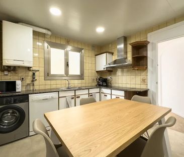 Carrer de Sant Pau, Barcelona, Catalonia 08001 - Photo 5