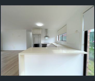 Genuine long term lease available - Photo 5