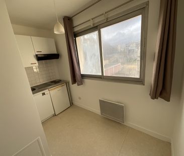 Location Appartement 1 pièce 26m² BOURGES 18000 - Photo 4